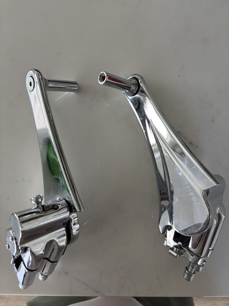 Harley Adjustable Auxillary Passenger Footpeg Moun