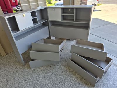 Twin bed