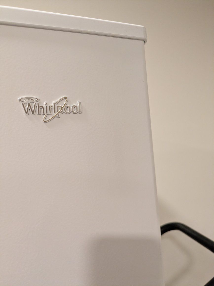 WhirlpoolWhite Single Door Upright Freezer