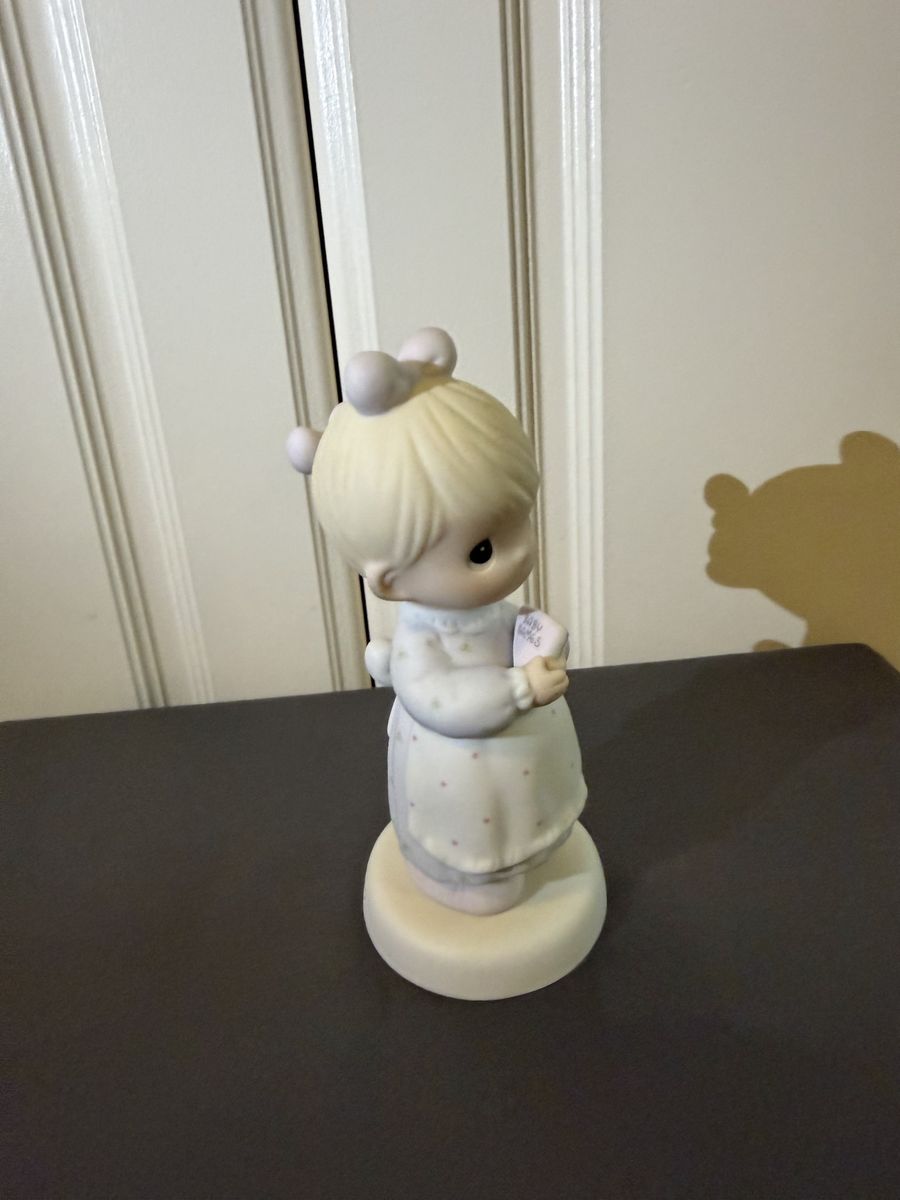 Precious Moments Figurine - The Good Lord Always Delivers 1989