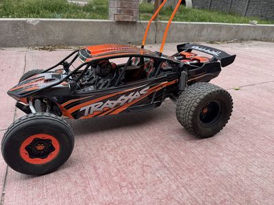 Traxxas FUNCO Pro Sand Car - R/C Electric