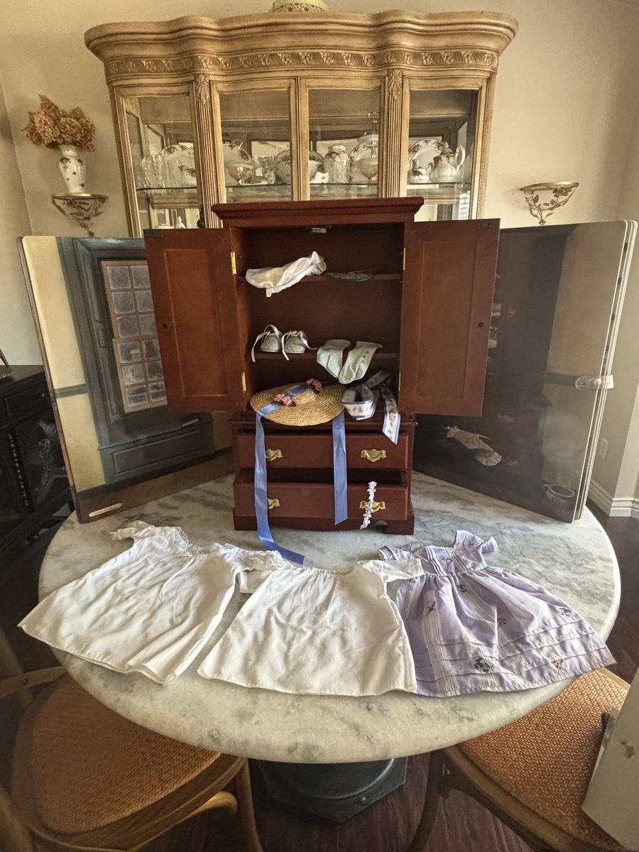 Main image 10