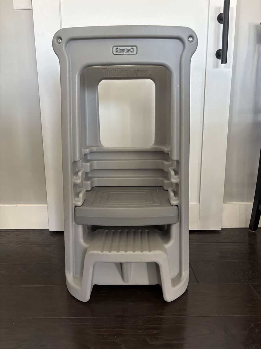 Toddler Tower by Simplay3, plastic step stool for children, has guard rails to prevent falls
