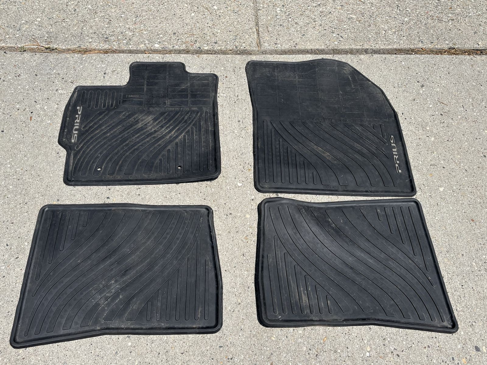 Toyota Prius All-Weather Rubber Floor Mats (Set of 4) - Black, Custom Fit