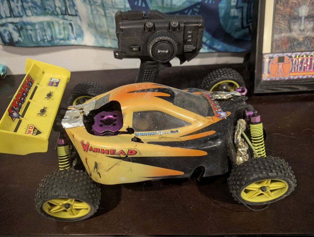 Rc car - Duratrax Warhead 1/10 Nitro 4x4 Off-Road Buggy (Project/Restoration)