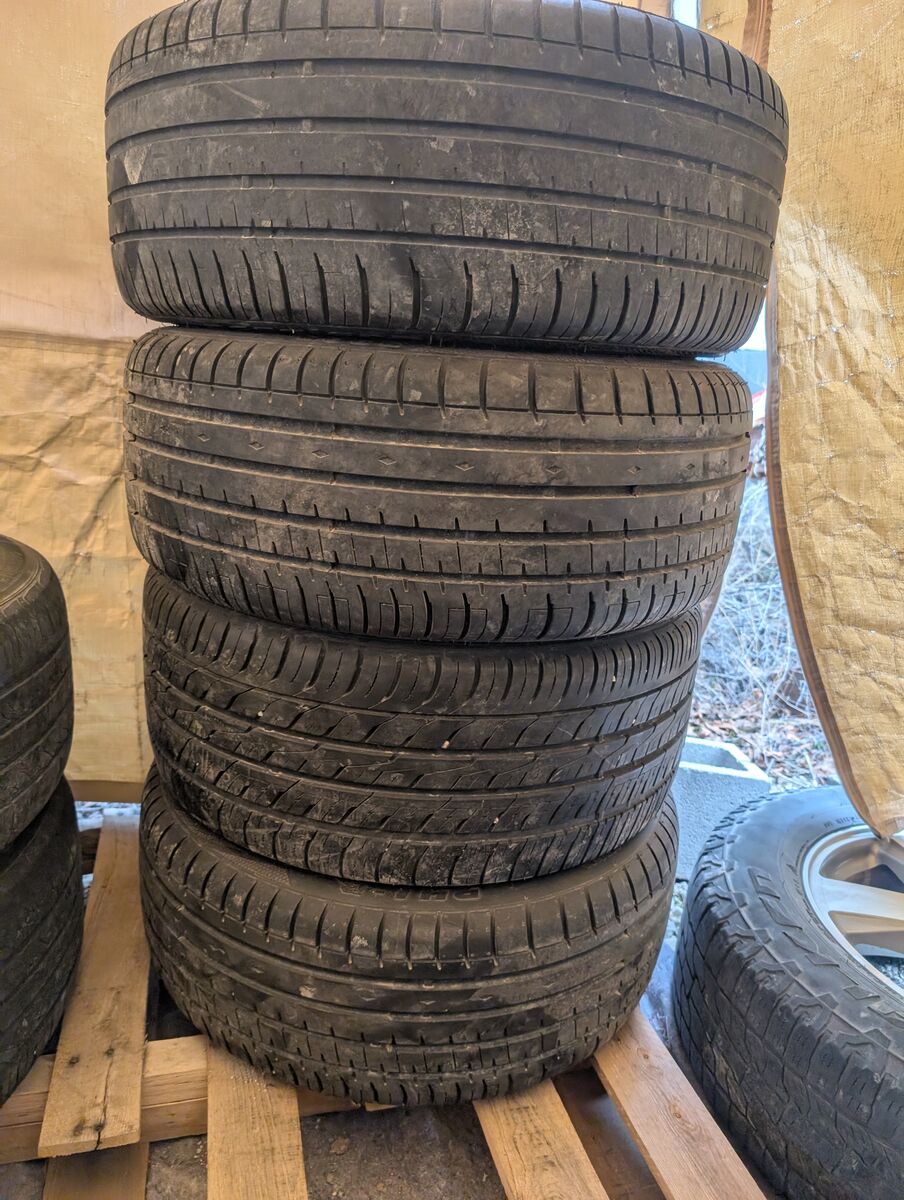 Set of 4 wheels & Tires 255/35/19