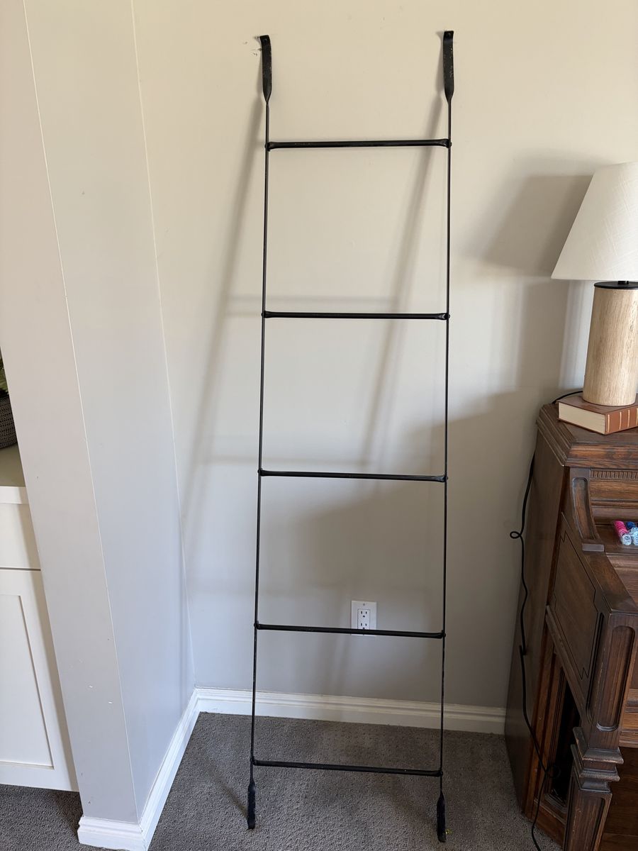 Blanket Ladder