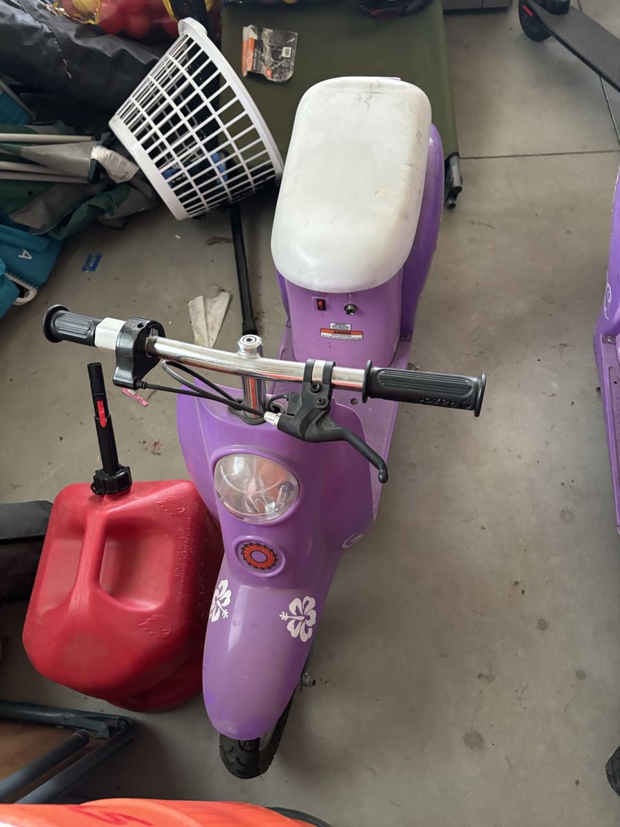 Razor Pocket mod betty