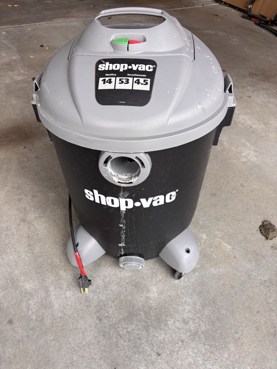 Shop-Vac 14 Gallon 4.5 Peak HP Wet/Dry Shop Vacuum in good working condition