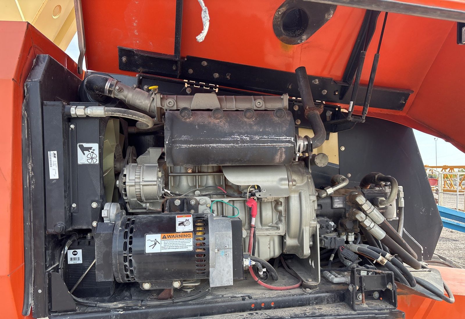 Main image 4