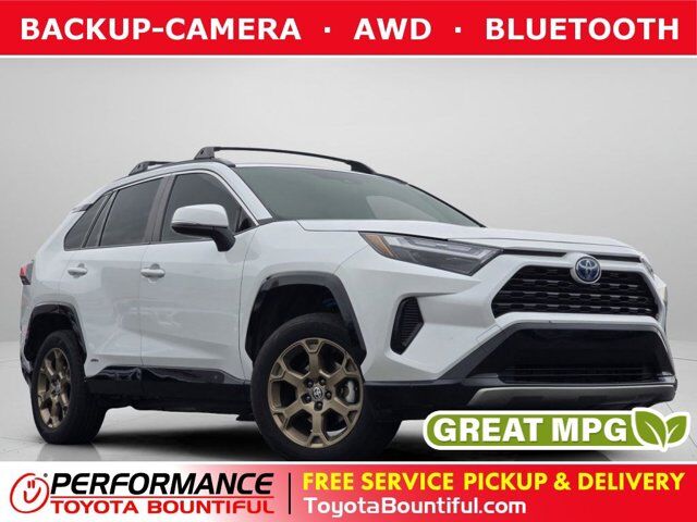 2023 Toyota RAV4 SE