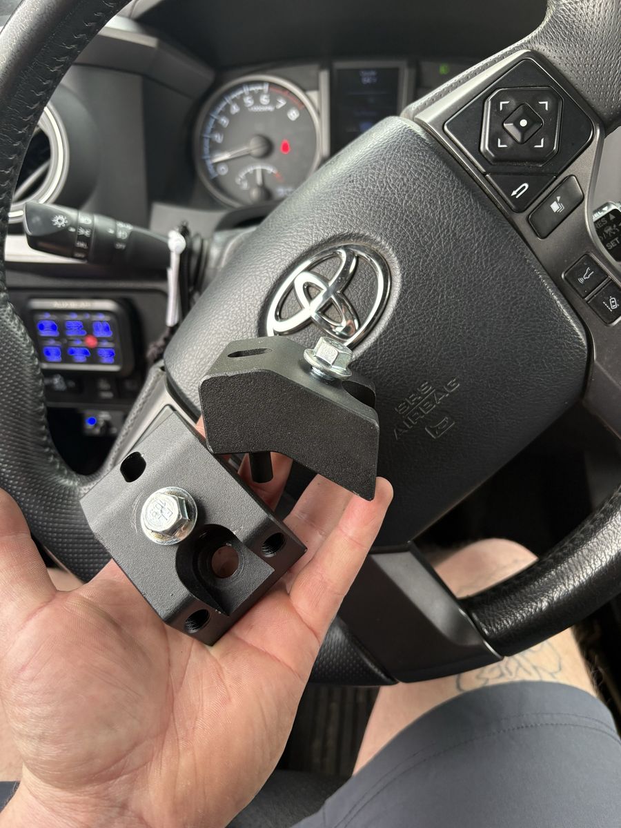 tacoma 4 runner seat lifters