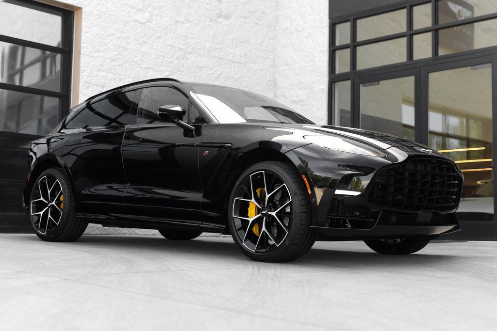 2026 Aston Martin DBX S