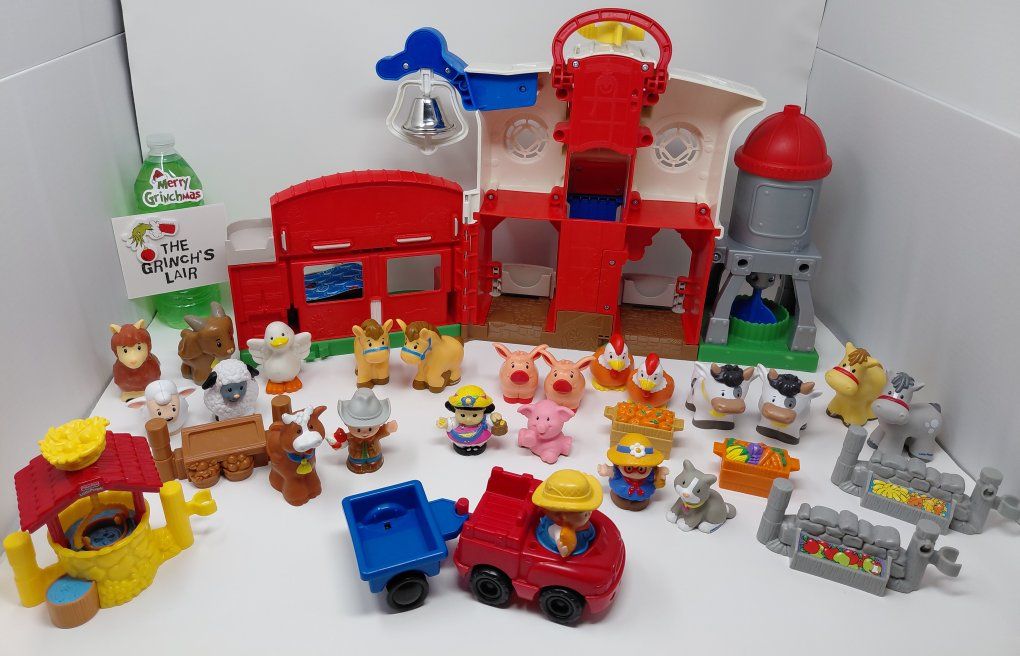 HUGE Fisher Price Little People Caring for Animals Farm Playset