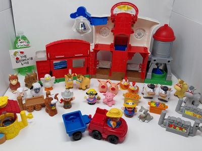 HUGE Fisher Price Little People Caring for Animals Farm Playset