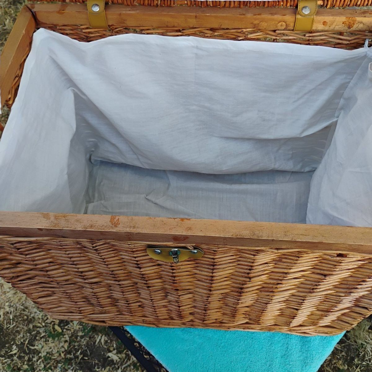 Main image 10