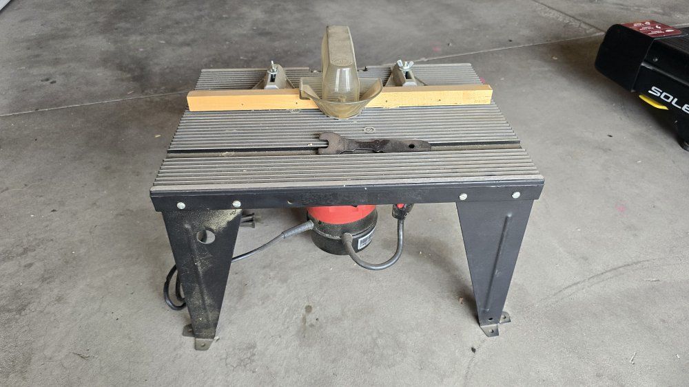Craftsman Router and Table