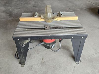 Craftsman Router and Table