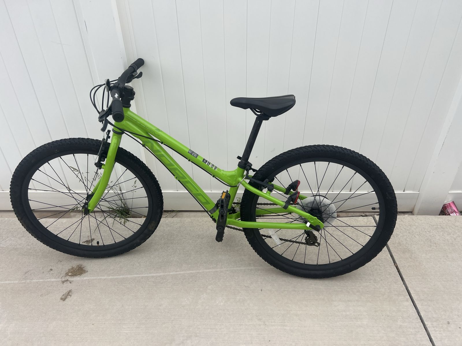 Norco Storm 24” Kids Mountain Bike - Green, Good Condition