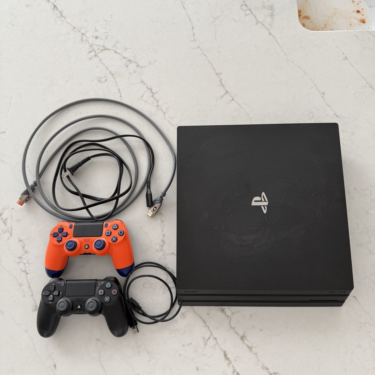PlayStation 4 Pro 1TB (CUH-7215B) + 2 Sony Controllers + All Cables