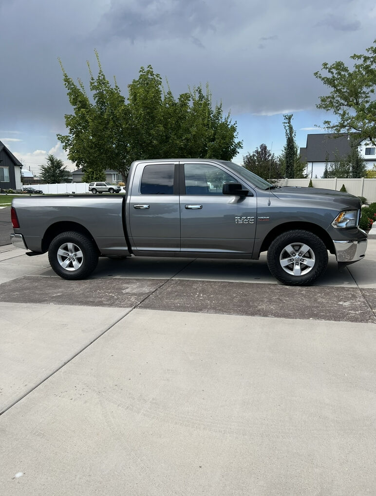 2013 Ram 1500 SLT