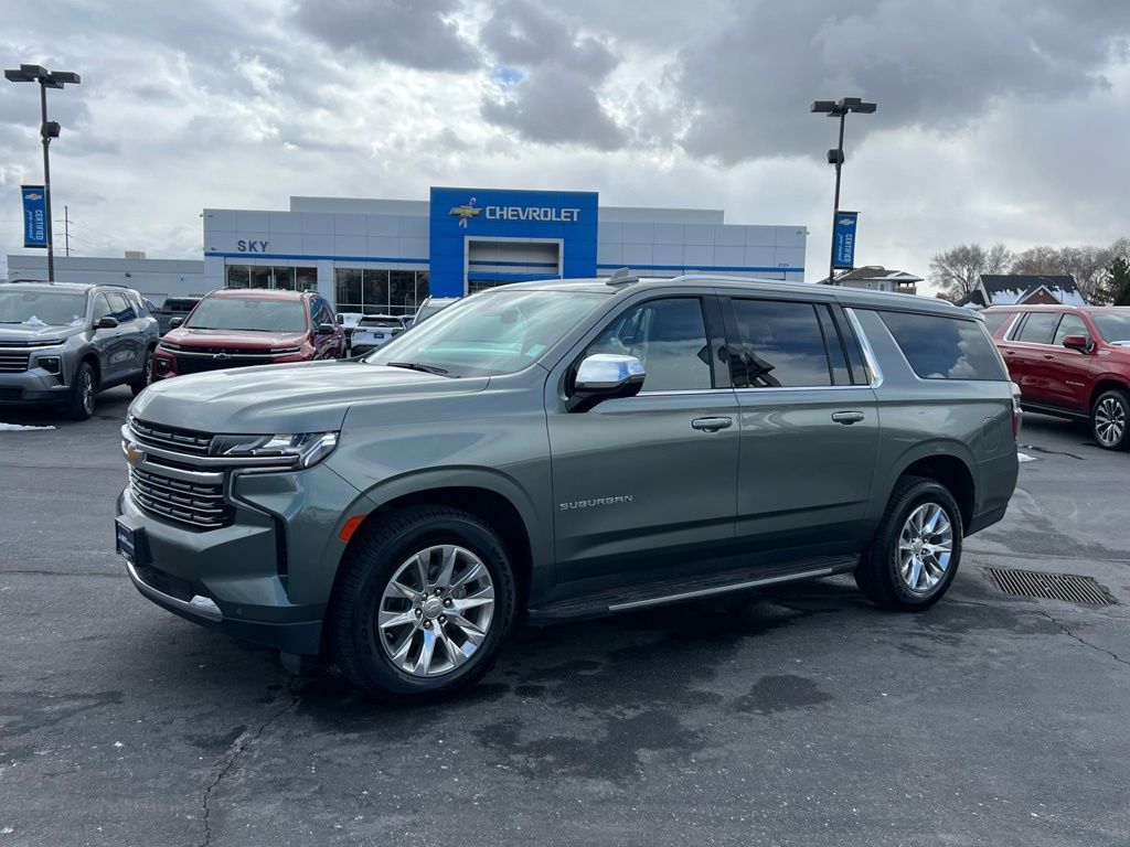 2023 Chevrolet Suburban Premier