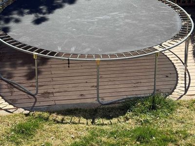Trampoline 15'