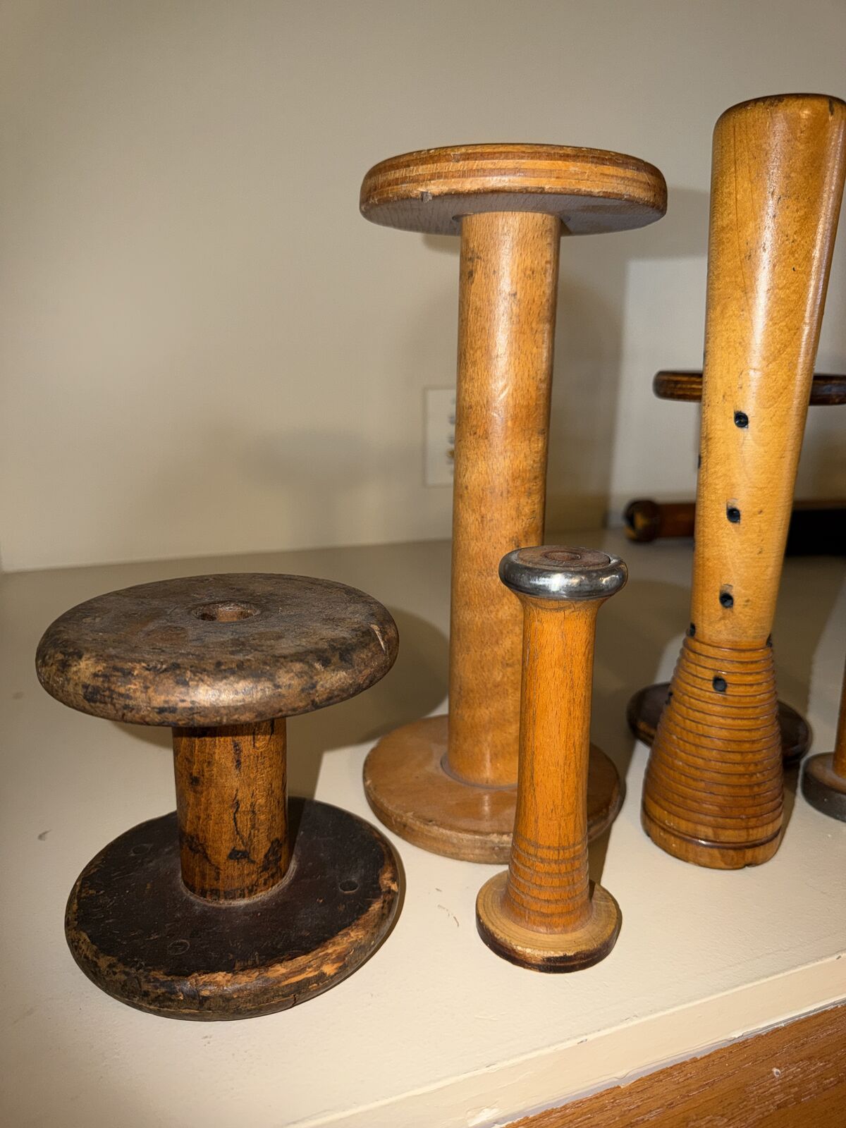 VINTAGE AND ANTIQUE MIX OF INDUSTRIAL TEXTILE MILL BOBBINS, LOT OF 4