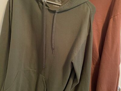 Lot Of 2 Fruit Of The Loom Mens Hoodies Size Med