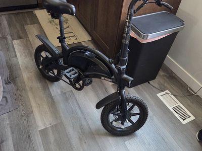Jetson electric bike with charger