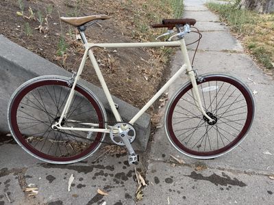 Custom Fixie/Single-Speed Bicycle