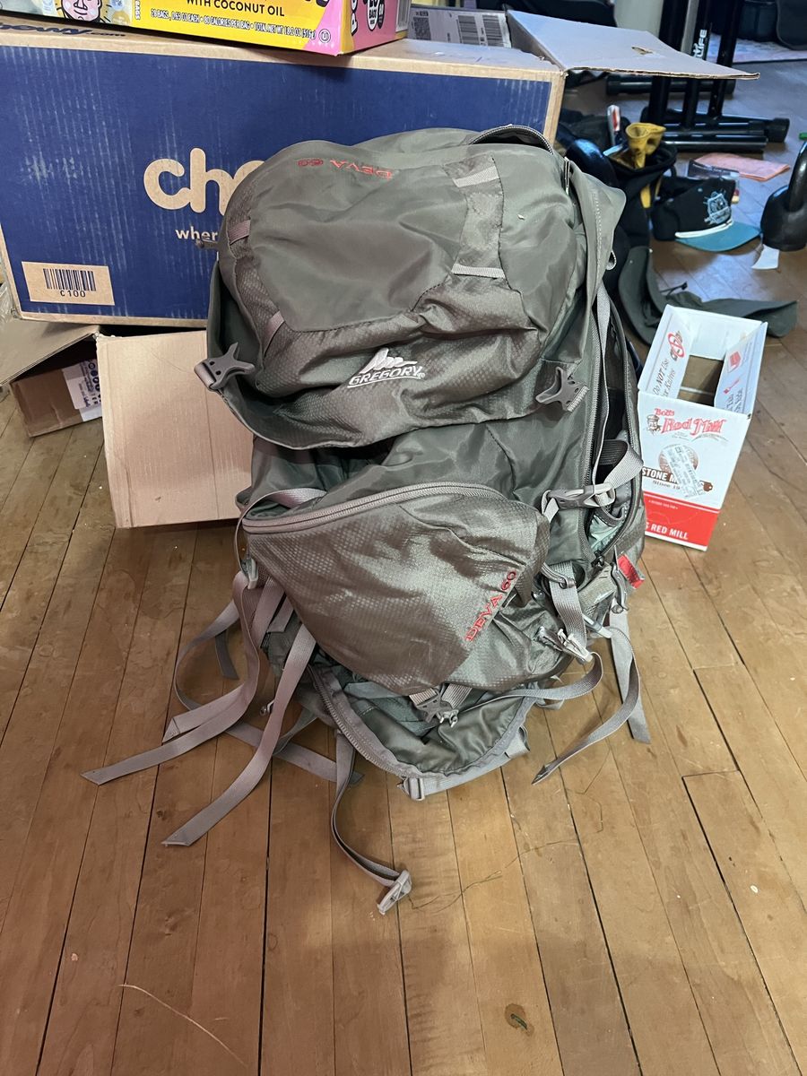 Gregory Deva 60  Backpacking Pack