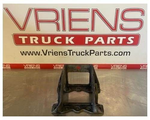 Peterbilt 379 Crossmember