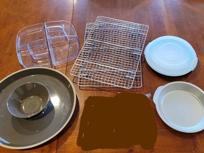 Pampered Chef Kitchen Lot...everything for $40