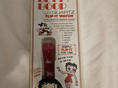 Betty Boop Vintage LED Quartz Flip-It Watch with Lipstick Mirror Inside & Extra Band - NIB