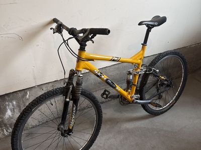Schwinn classic mtn bike