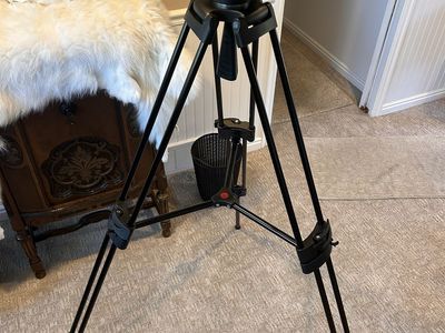 CAME-TV fluid head tripod