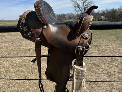 13.5 Shiloh Barrel Saddle