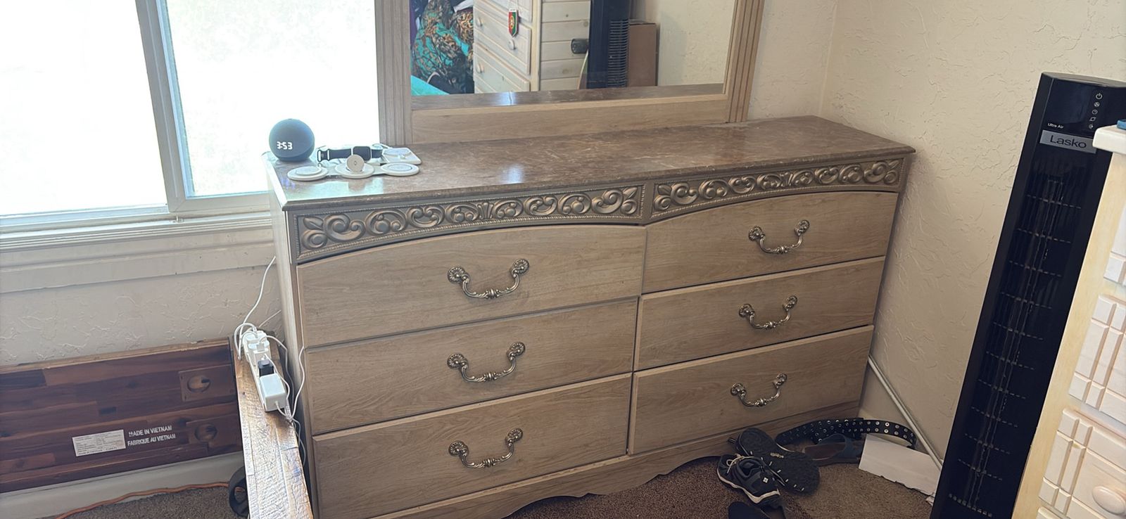 6 drawer contemporary dresser with matching mirror