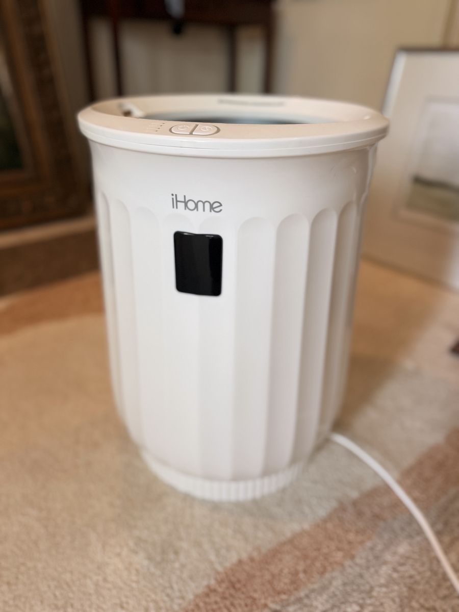 iHome Towel Warmer