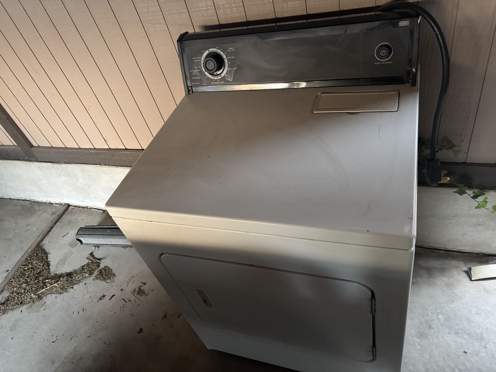Main image 4