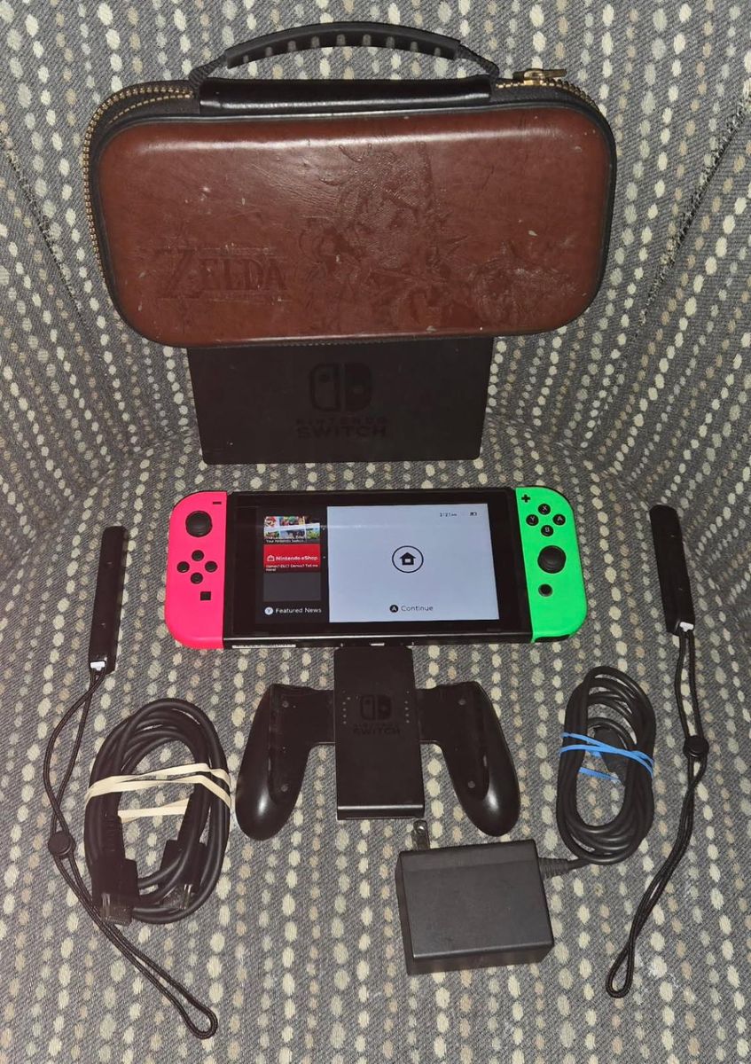 Nintendo Switch with tv dock & Zelda case! trades considered!