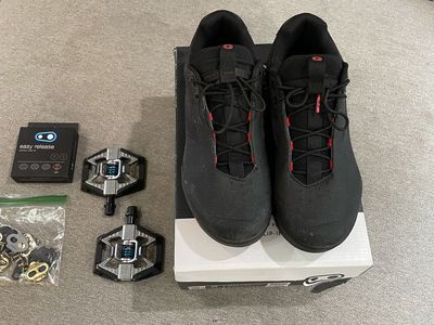Mountain Bike CrankBrothers Clip-In Mallet Shoes (US 9) and Double Shot Pedals