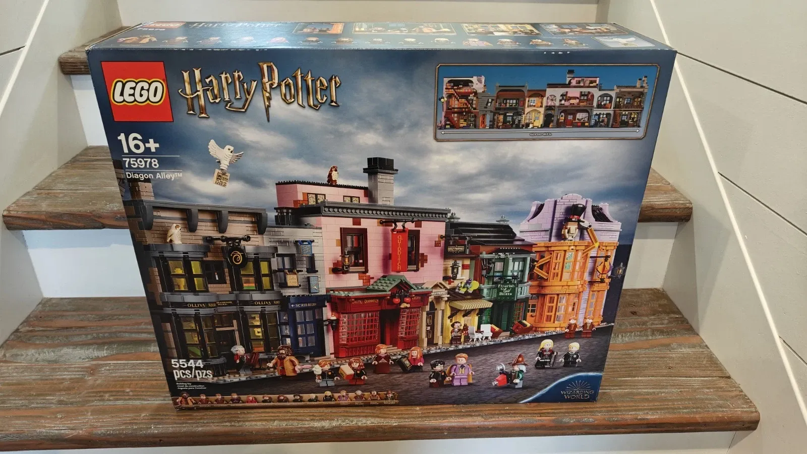 Brand New Sealed LEGO Harry Potter Diagon Alley 75978