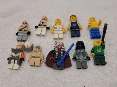 myhometownauction.com - July 2 and July 7, 8 & 9: Star Wars, Pokemon, Lego and Marvel Figures Auctions (My Hometown Auctions)