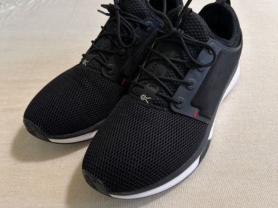 Kuru Men's Black Athletic Running Shoes Lightweight Mesh Sneakers Size 11.5