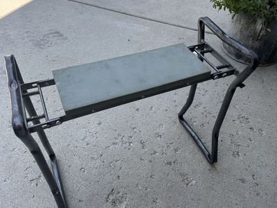 Garden/Yard Bench/Knee Pad