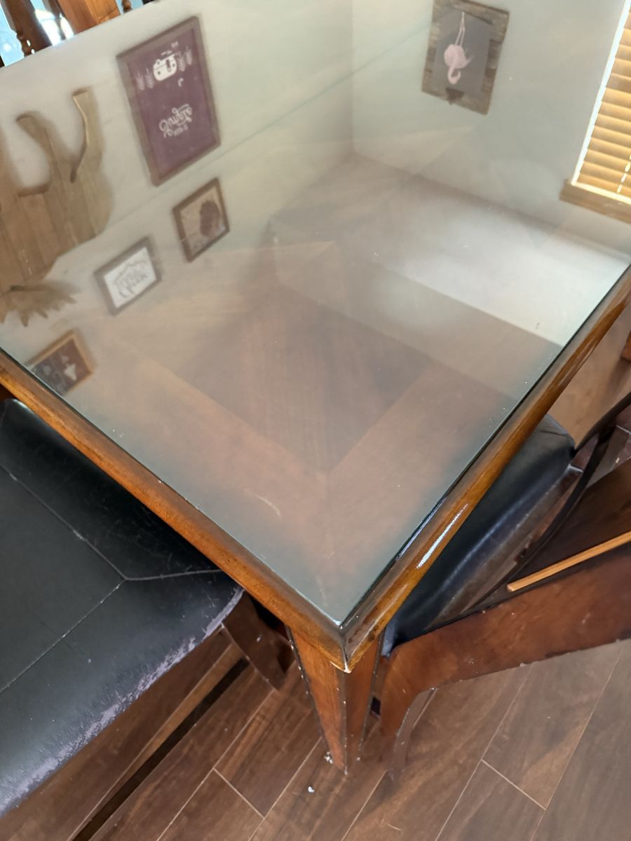 Main image 7