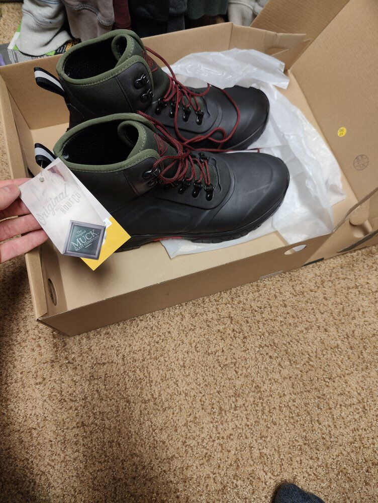 muck boots Apex lace up size 11
