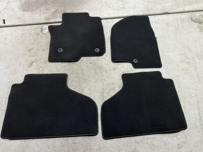 GM 85078910 Floor Mat Set 2021-2025 Tahoe-Yukon